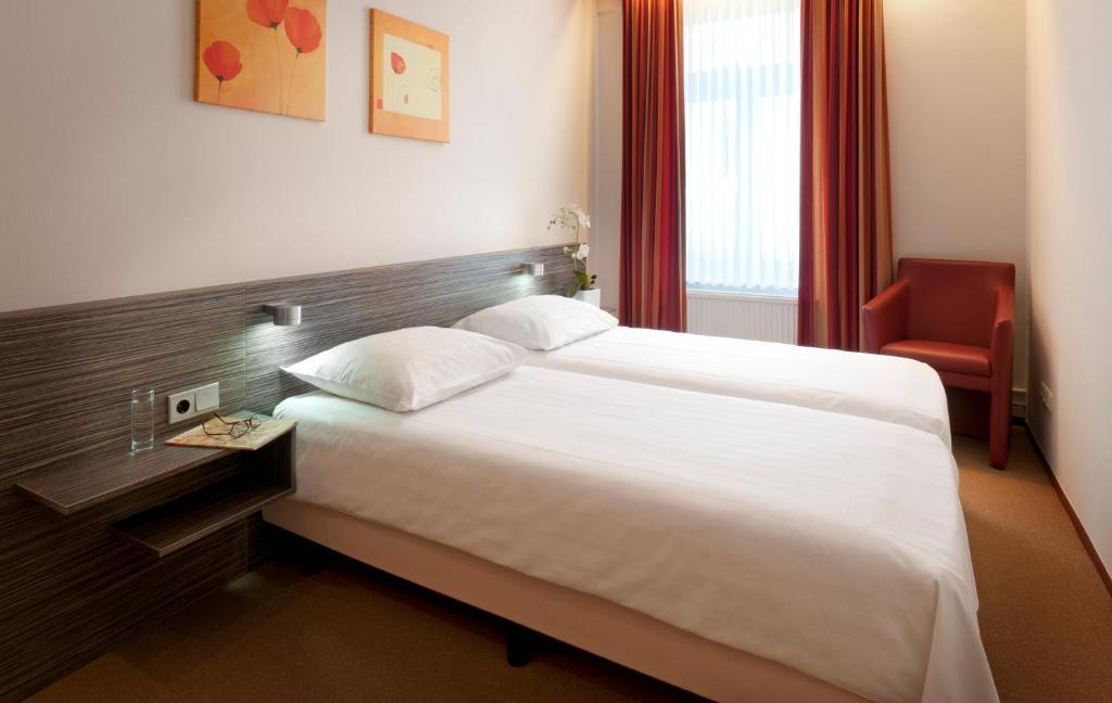 Appartementen Hotel Geuldal Epen Oda fotoğraf